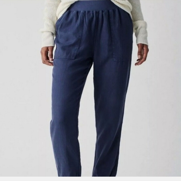 Faherty Arlie Day Joggers in dark gray/black, sz Small - Picture 4 of 6